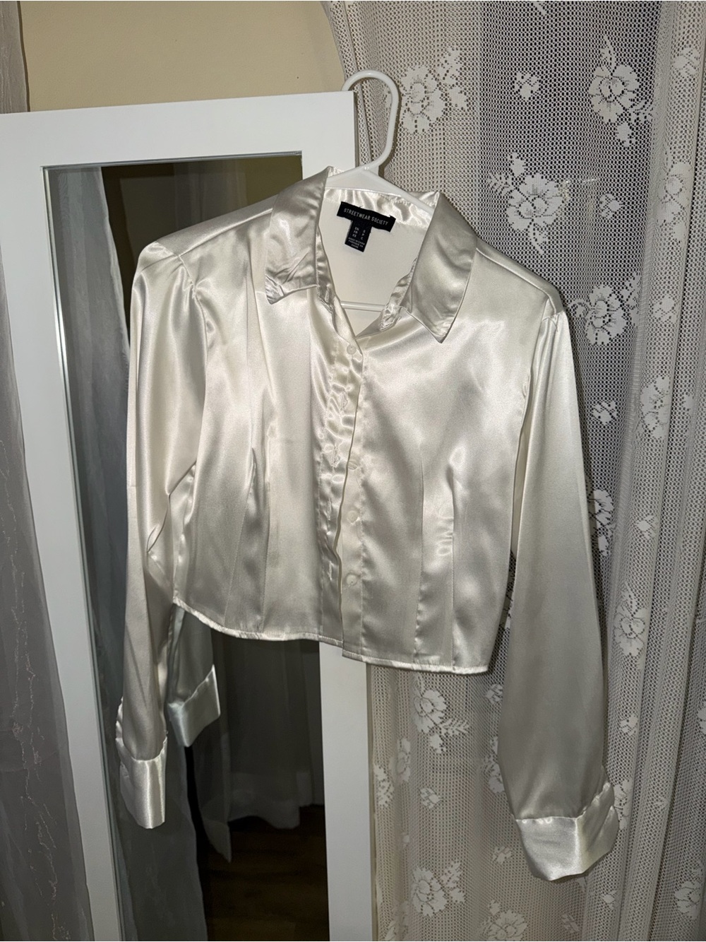 Streetwear Society Cream Satin Cropped Button-Down Shirt